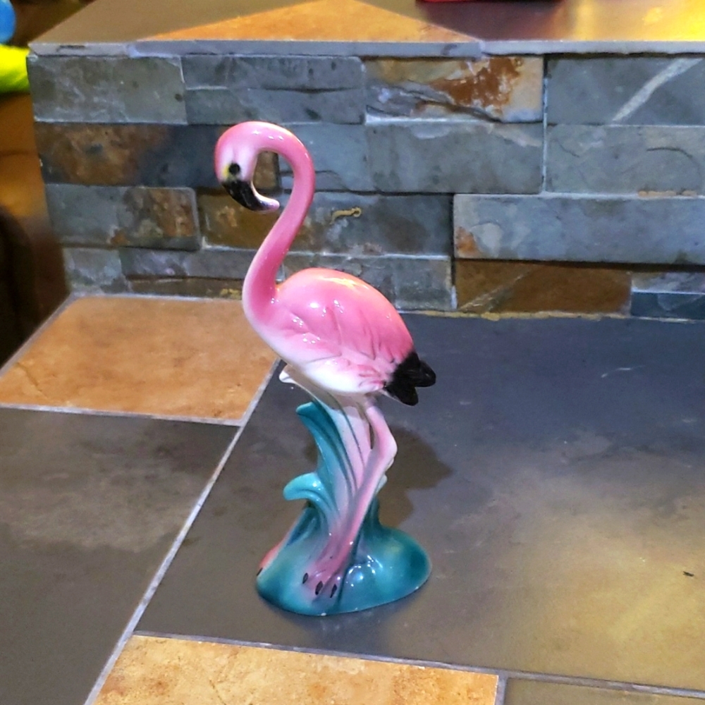 Vintage Mid-century Art Decor Style pink Flamingo Ceramic Figurine Flamingo 8"